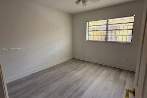 Copropriété à louer à Hialeah, Floride: 3 chambres, 102.56 m2 № 1785717 - photo 6