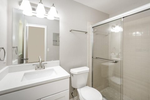 Villa ou maison à louer à Brandon, Floride: 3 chambres, 128.58 m2 № 2423722 - photo 14