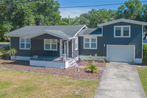Villa ou maison à vendre à Tampa, Floride: 4 chambres, 166.57 m2 № 2225427 - photo 3