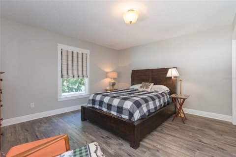 Villa ou maison à vendre à Tampa, Floride: 4 chambres, 166.57 m2 № 2225427 - photo 26