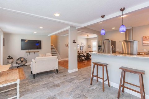 Villa ou maison à vendre à Tampa, Floride: 4 chambres, 166.57 m2 № 2225427 - photo 19