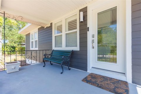 Villa ou maison à vendre à Tampa, Floride: 4 chambres, 166.57 m2 № 2225427 - photo 4