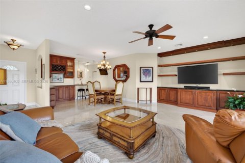 Casa en venta en Deerfield Beach, Florida, 3 dormitorios, 138.89 m2 № 2057923 - foto 6