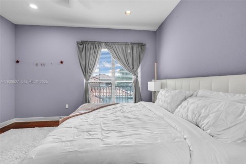 Villa ou maison à vendre à Hollywood, Floride: 5 chambres, 312.06 m2 № 1989417 - photo 29