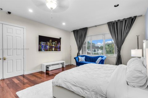 Villa ou maison à vendre à Hollywood, Floride: 5 chambres, 312.06 m2 № 1989417 - photo 28