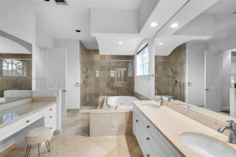 Villa ou maison à vendre à Hollywood, Floride: 5 chambres, 312.06 m2 № 1989417 - photo 27