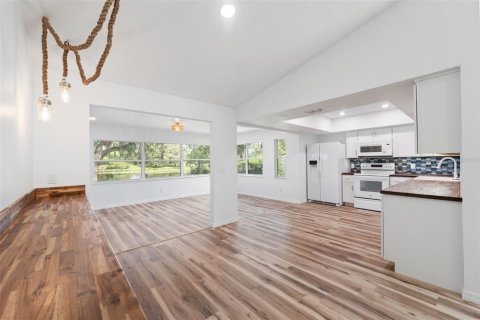 Casa en venta en Inverness, Florida, 3 dormitorios, 147.25 m2 № 1905549 - foto 12