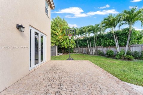 Casa en venta en Miami, Florida, 5 dormitorios, 276.94 m2 № 2181468 - foto 25