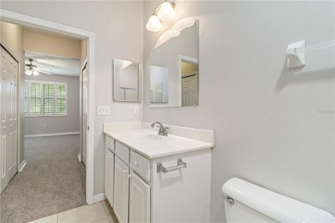 House in Sarasota, Florida 3 bedrooms, 112.41 sq.m. № 1747714 - photo 18