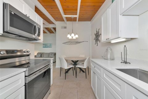 Copropriété à vendre à Sarasota, Floride: 1 chambre, 55.74 m2 № 1870973 - photo 12