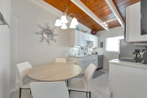 Copropriété à vendre à Sarasota, Floride: 1 chambre, 55.74 m2 № 1870973 - photo 7