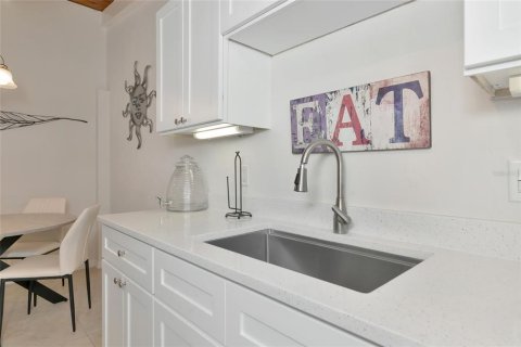 Copropriété à vendre à Sarasota, Floride: 1 chambre, 55.74 m2 № 1870973 - photo 13