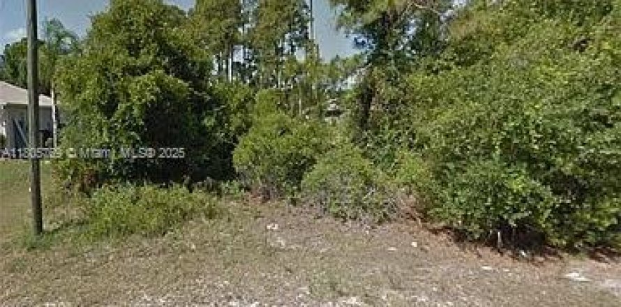 Terreno en North Port, Florida № 1959526