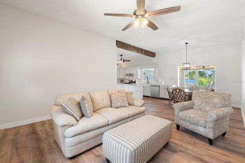 Casa en venta en Bradenton, Florida, 3 dormitorios, 154.59 m2 № 1602760 - foto 12