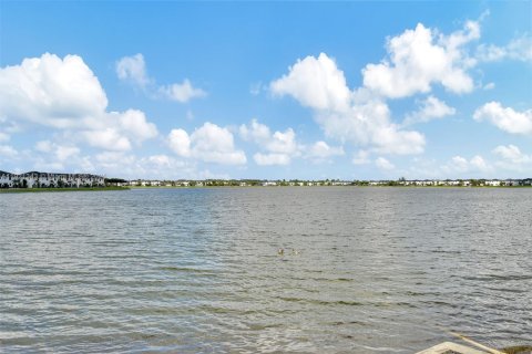 Adosado en venta en Miami Lakes, Florida, 3 dormitorios, 147.53 m2 № 1975417 - foto 24