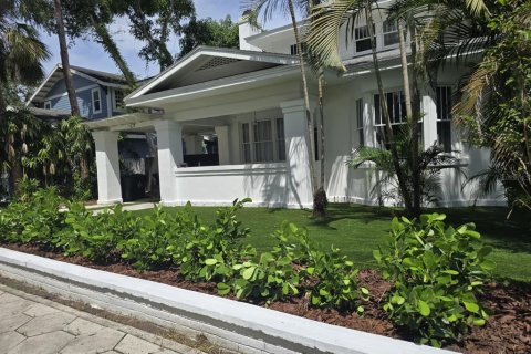 Apartamento en Saint Petersburg, Florida 3 dormitorios, 224.54 m2 № 2302651