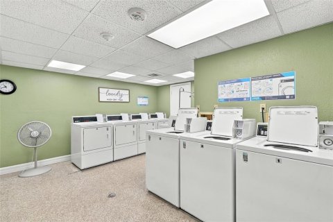 Condo in Port Charlotte, Florida, 2 bedrooms  № 2396344 - photo 19