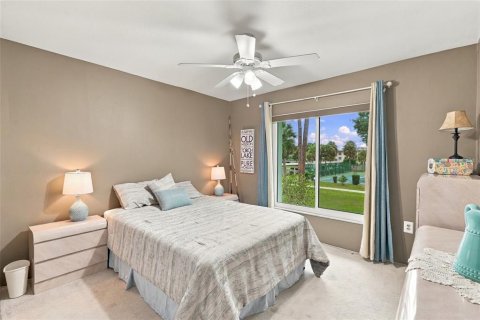 Condo in Port Charlotte, Florida, 2 bedrooms  № 2396344 - photo 13