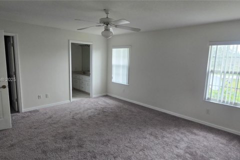 House in Ocala, Florida 3 bedrooms № 1684140 - photo 6