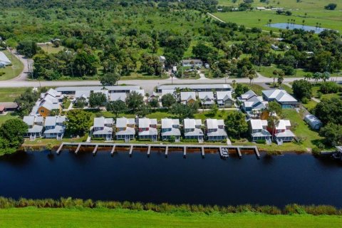 Villa ou maison à vendre à Okeechobee, Floride: 1 chambre, 101.26 m2 № 2206302 - photo 8