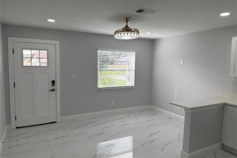 Appartement à louer à Tampa, Floride: 2 chambres, 66.89 m2 № 2099494 - photo 4