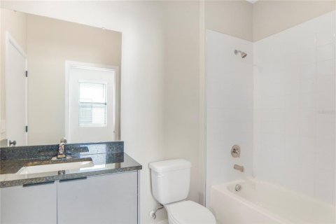 Touwnhouse à louer à Kissimmee, Floride: 3 chambres, 126.35 m2 № 2431224 - photo 16