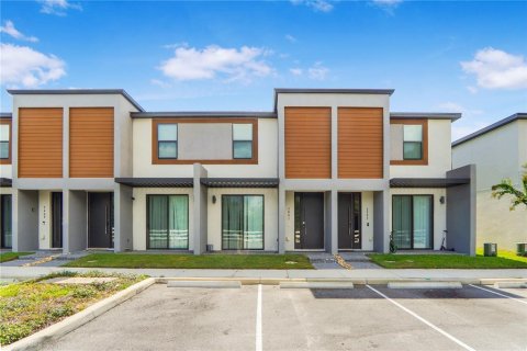 Touwnhouse à louer à Kissimmee, Floride: 3 chambres, 126.35 m2 № 2431224 - photo 2