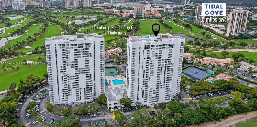 Condo à Aventura, Floride, 2 chambres № 1847599