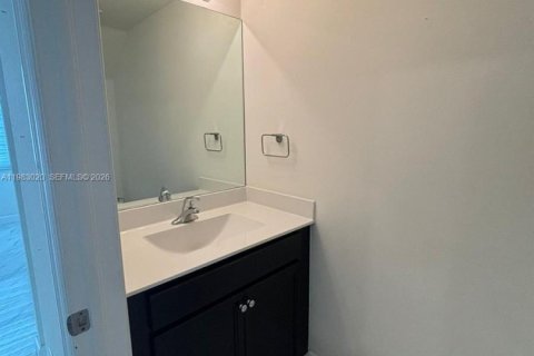 Copropriété à vendre à Hialeah, Floride: 3 chambres, 143.07 m2 № 2049165 - photo 13