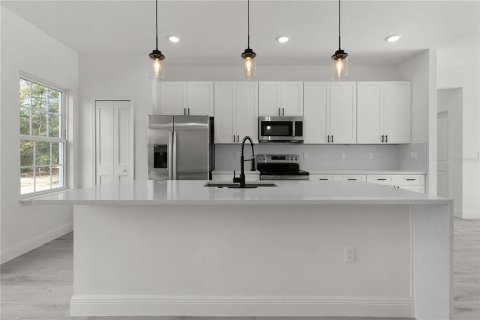 Casa en venta en Citrus Springs, Florida, 4 dormitorios, 151.43 m2 № 1898483 - foto 8