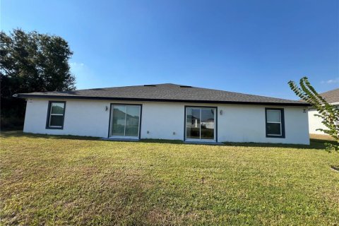 Commercial property in Port Charlotte, Florida 6 bedrooms, 267 sq.m. № 2211974 - photo 25
