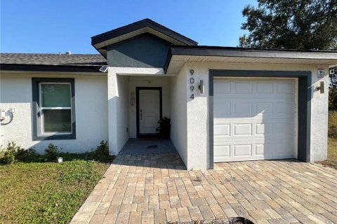 Commercial property in Port Charlotte, Florida 6 bedrooms, 267 sq.m. № 2211974 - photo 27