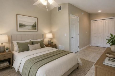 House in Dunedin, Florida 3 bedrooms, 107.95 sq.m. № 2258818 - photo 6