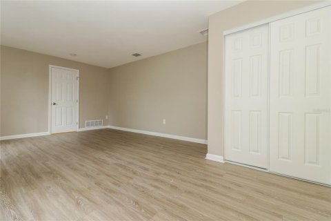 Casa en alquiler en Clearwater, Florida, 4 dormitorios, 157.19 m2 № 1797421 - foto 12