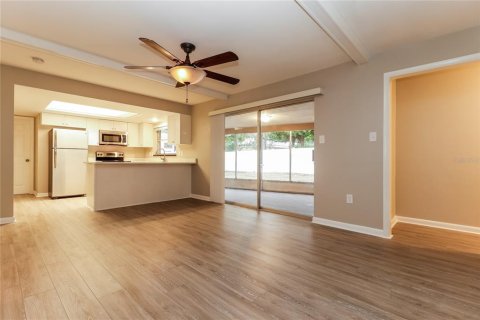 Casa en alquiler en Clearwater, Florida, 4 dormitorios, 157.19 m2 № 1797421 - foto 7