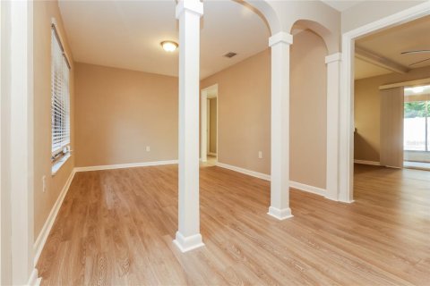 Casa en alquiler en Clearwater, Florida, 4 dormitorios, 157.19 m2 № 1797421 - foto 3