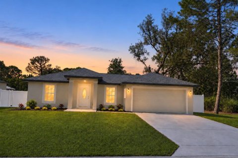 House in Spring Hill, Florida 3 bedrooms, 101.08 sq.m. № 2342709