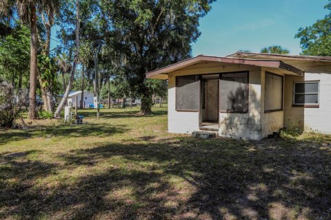 Commercial property in Moore Haven, Florida № 2173279 - photo 22