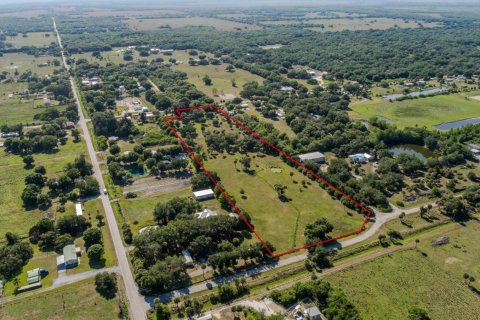 Commercial property in Moore Haven, Florida № 2173279 - photo 5
