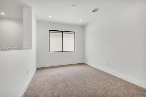 Villa ou maison à louer à Doral, Floride: 3 chambres, 197.32 m2 № 1997369 - photo 21