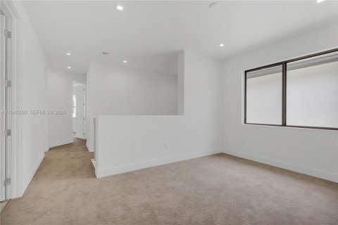 Villa ou maison à louer à Doral, Floride: 3 chambres, 197.32 m2 № 1997369 - photo 18