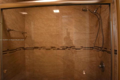 Condo in Coconut Creek, Florida, 2 bedrooms  № 2037677 - photo 10