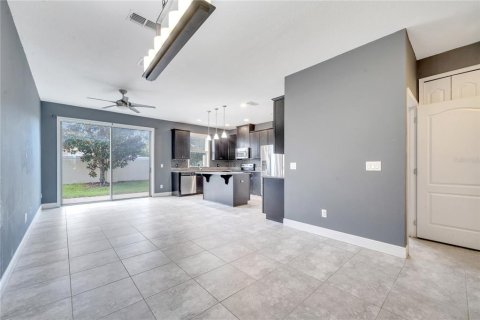 Townhouse in Orlando, Florida 3 bedrooms, 125.7 sq.m. № 1790012 - photo 4