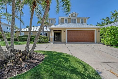 House in Longboat Key, Florida 4 bedrooms, 269.6 sq.m. № 1904215 - photo 3