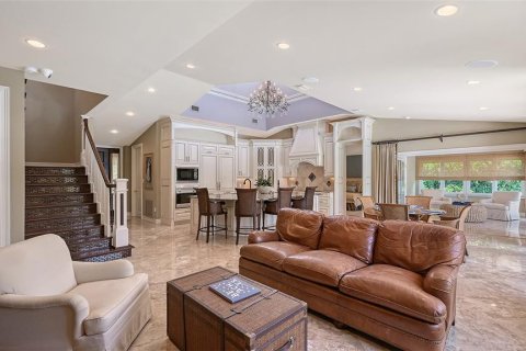 House in Longboat Key, Florida 4 bedrooms, 269.6 sq.m. № 1904215 - photo 12