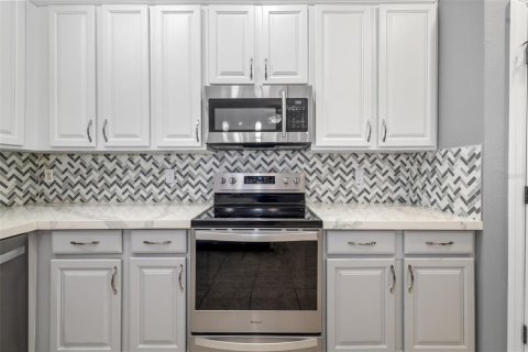 House in Palmetto, Florida 4 bedrooms, 270.25 sq.m. № 1630683 - photo 26