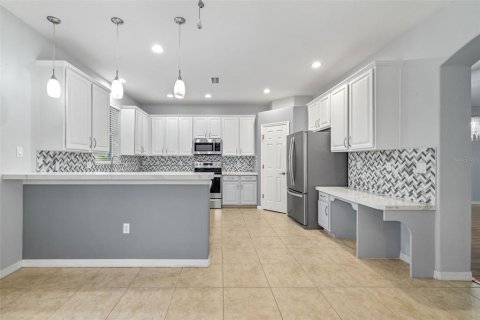 House in Palmetto, Florida 4 bedrooms, 270.25 sq.m. № 1630683 - photo 12