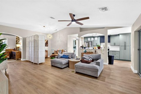 Villa ou maison à vendre à Ocala, Floride: 3 chambres, 153.01 m2 № 2345287 - photo 16