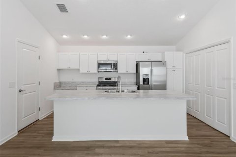 Casa en venta en The Villages, Florida, 2 dormitorios, 111.3 m2 № 1908988 - foto 15