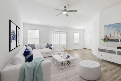 Casa en venta en The Villages, Florida, 2 dormitorios, 111.3 m2 № 1908988 - foto 11